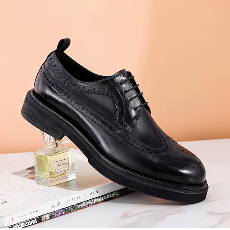 New plus Size Genuine Leather Lace up Fashion Banquet Work Leather Shoes Leather Brogue Wedding Business Oxford Shoes
